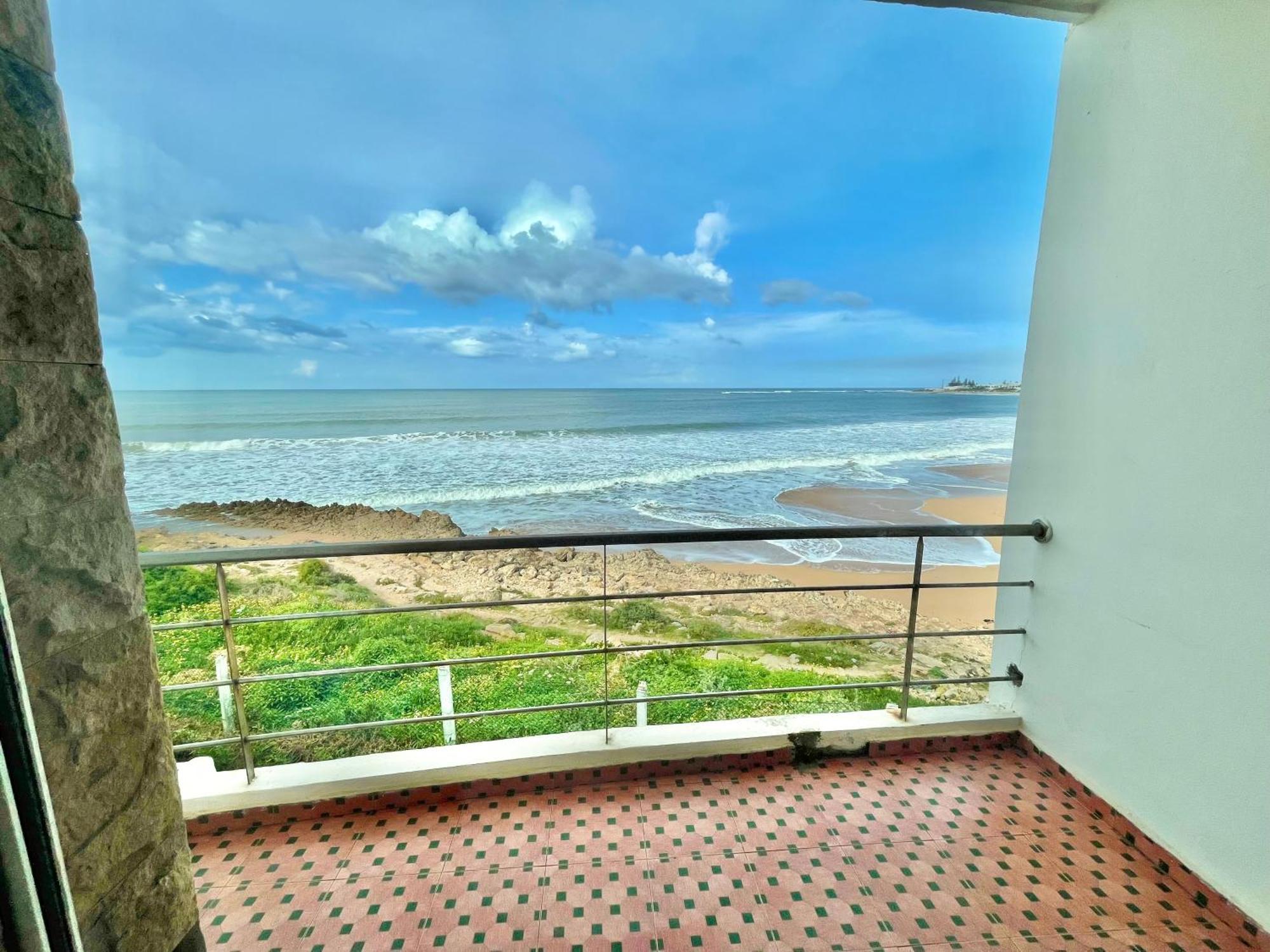 Splendid Beachfront Villa In Sidi Bouzid Beach With Pool Douar Ourlali Ngoại thất bức ảnh